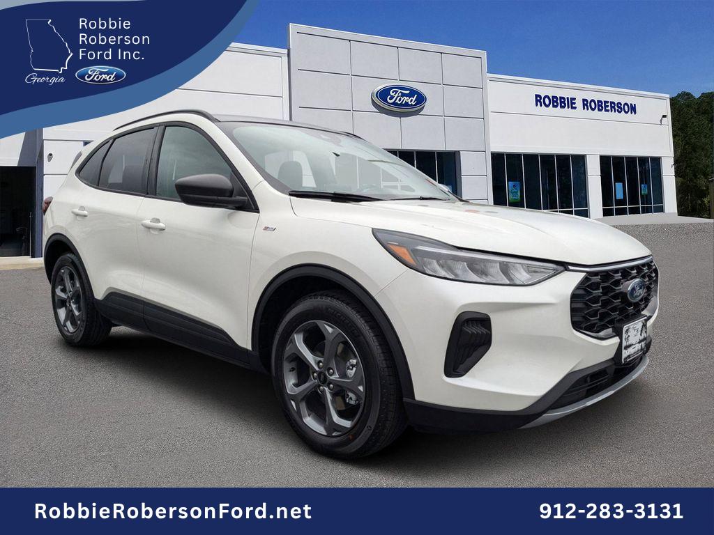 2025 Ford Escape ST-Line's photo