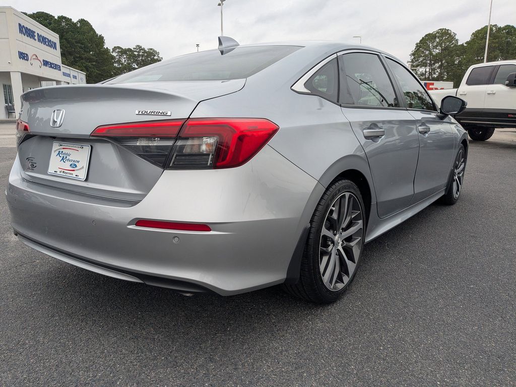 2023 Honda Civic Touring photo 4