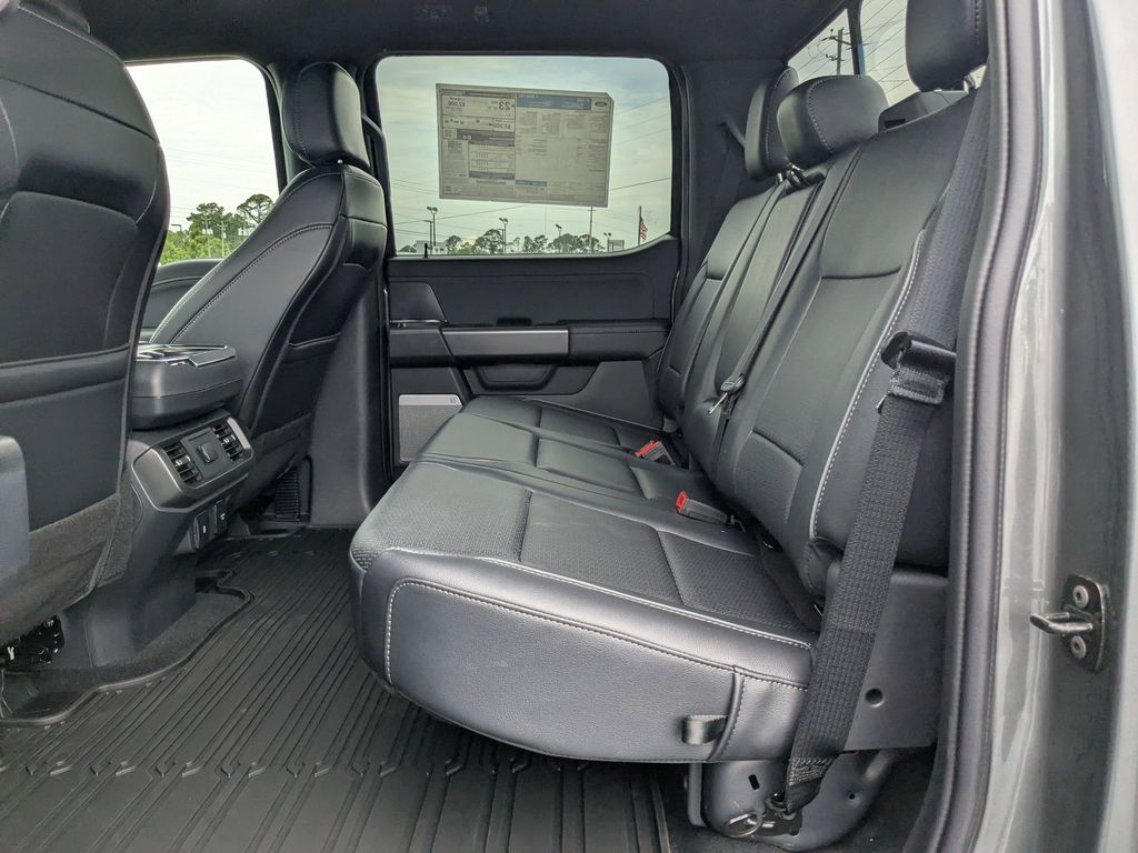 2025 Ford F-150 Lariat - Photo 15