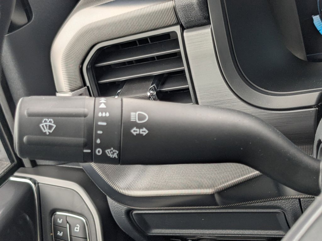 2025 Ford F-150 Lariat - Photo 30