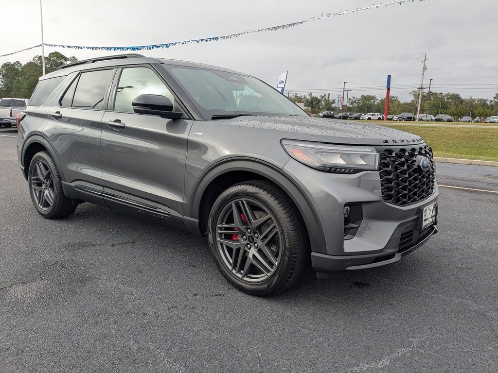New 2025 Ford Explorer ST-Line Sport Utility