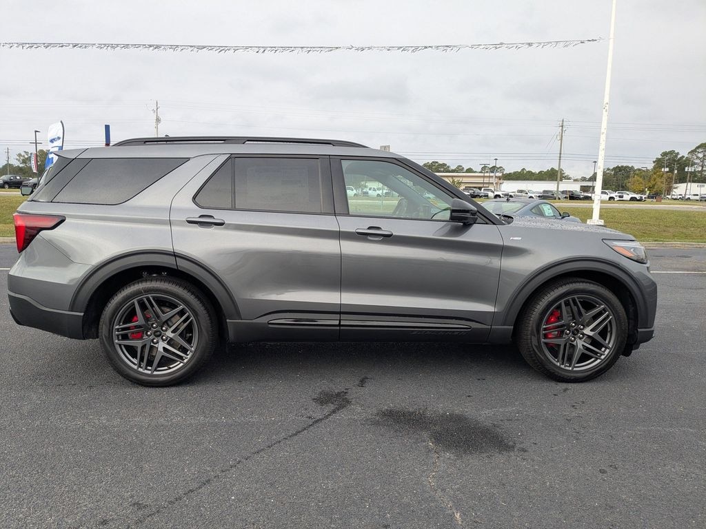 New 2025 Ford Explorer ST-Line Sport Utility