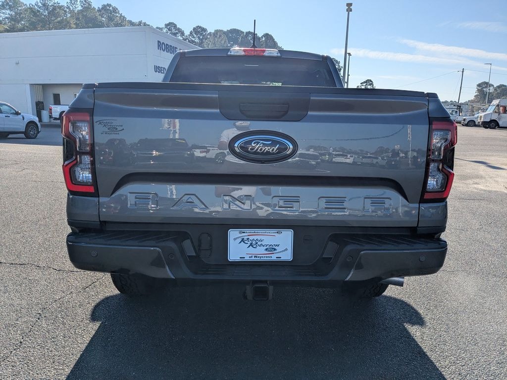 New 2025 Ford Ranger XLT SuperCrew