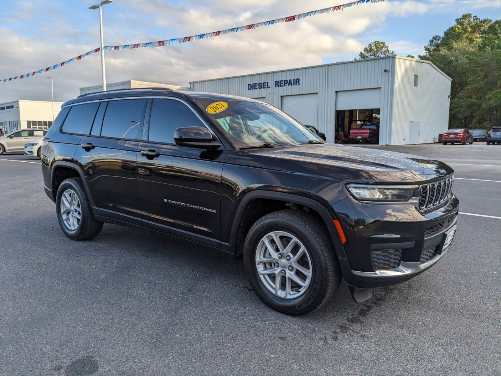 Used 2021 Jeep Grand Cherokee L Laredo with VIN 1C4RJJAG5M8154085 for sale in Waycross, GA