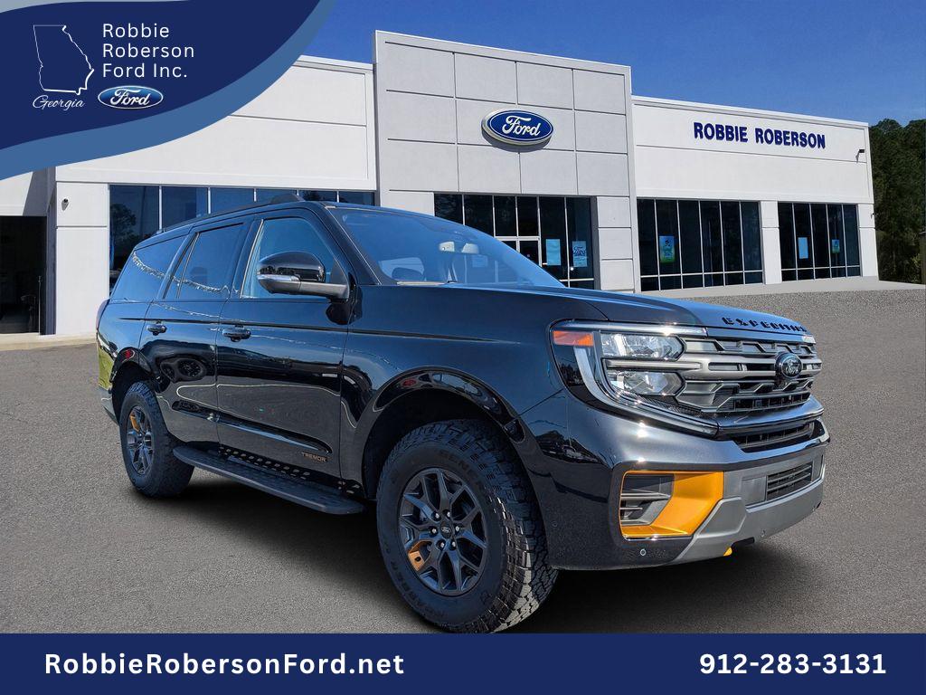 2025 Ford Expedition Tremor's photo