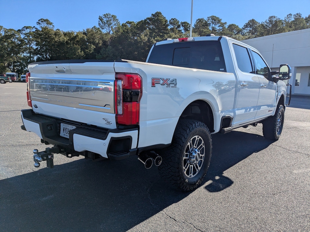New 2026 Ford F-350 Platinum Crew Cab