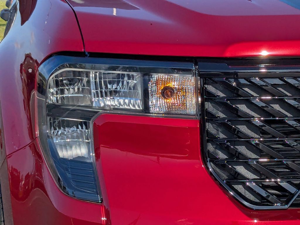 2025 Ford Maverick XLT - Photo 10