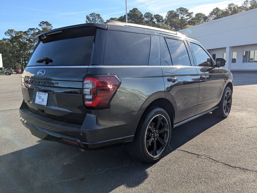 Used 2022 Ford Expedition Limited Sport Utility
