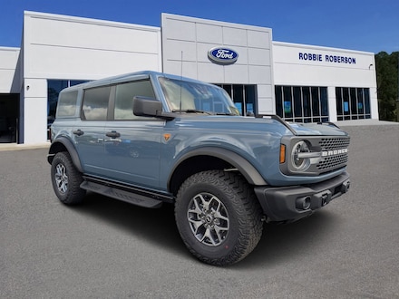 2025 Ford Bronco Badlands SUV