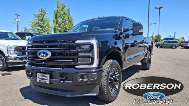 2025 Ford F-250 Super Duty Platinum's photo