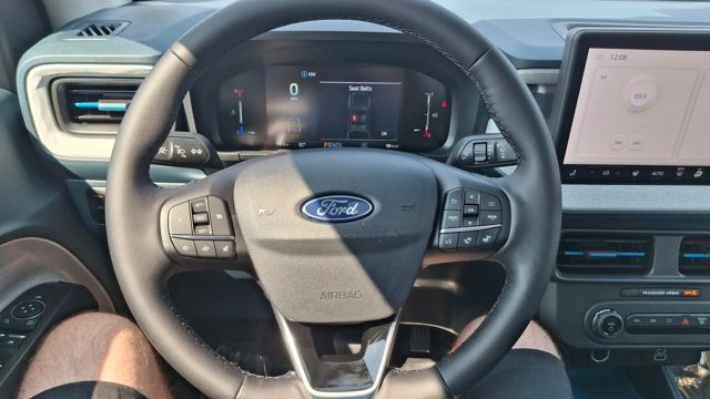 2025 Ford Maverick XLT - Photo 7