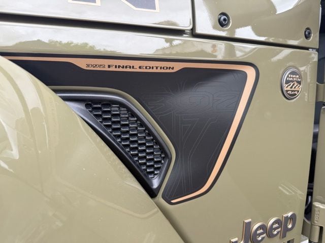 2025 Jeep Wrangler 4-Door Rubicon 392 Final Edition - Photo 15
