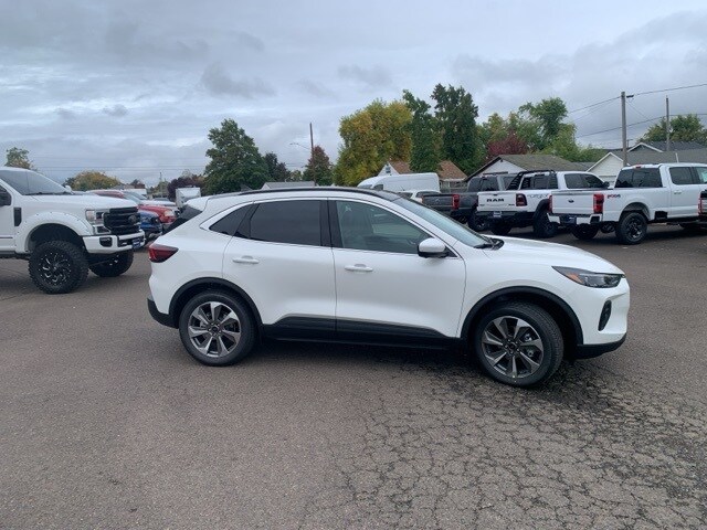 2025 Ford Escape Hybrid Platinum photo 4