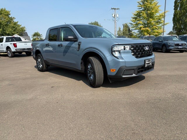 2025 Ford Maverick XLT photo 3