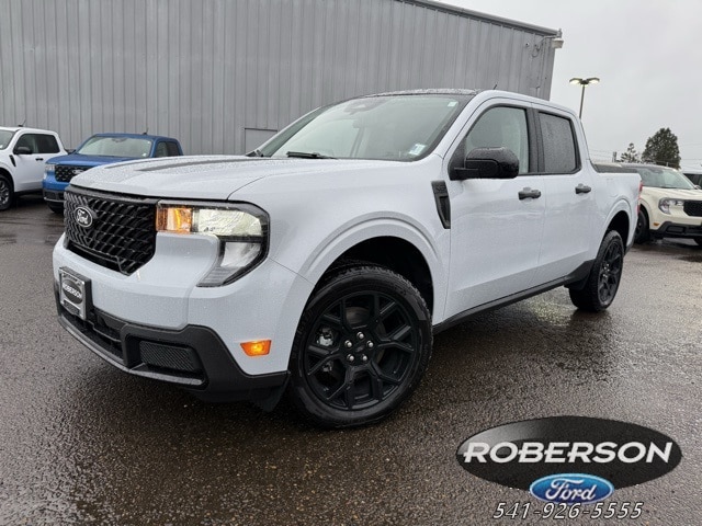 2025 Ford Maverick XLT's photo