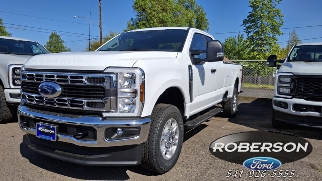 2025 Ford F-250 Super Duty XLT's photo