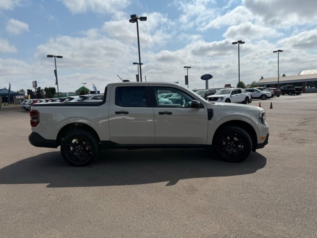 New 2025 Ford Maverick XLT Truck