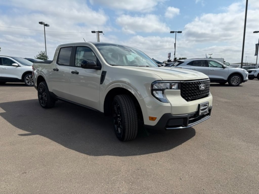 New 2025 Ford Maverick XLT Truck