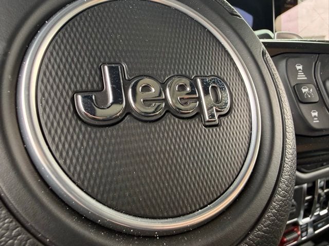 2025 Jeep Wrangler 4-Door Rubicon 392 Final Edition - Photo 21