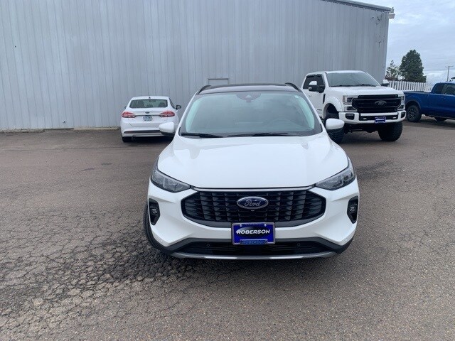 2025 Ford Escape Hybrid Platinum photo 2