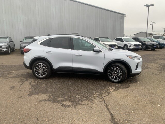2025 Ford Escape Plug-In Hybrid Base photo 3