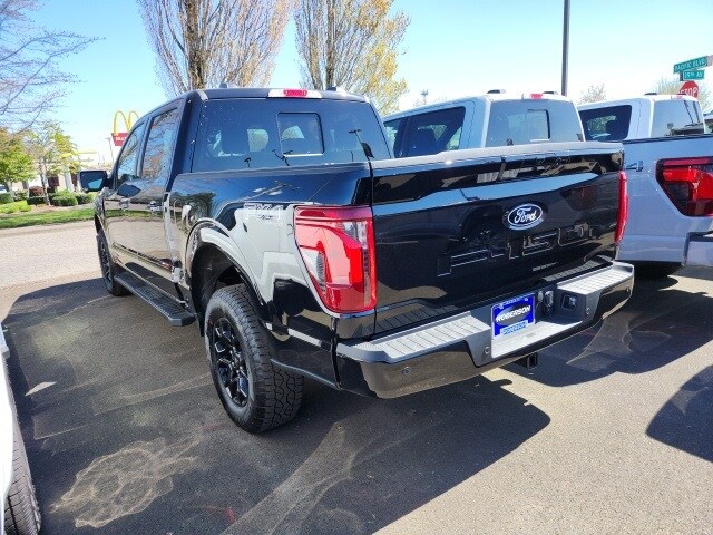 2025 Ford F-150 XLT photo 4