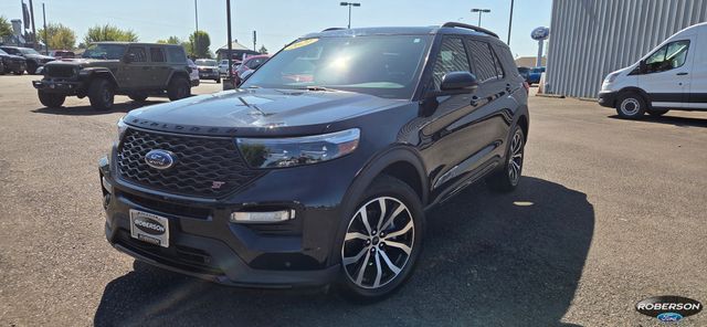 2021 Ford Explorer ST 4WD's photo