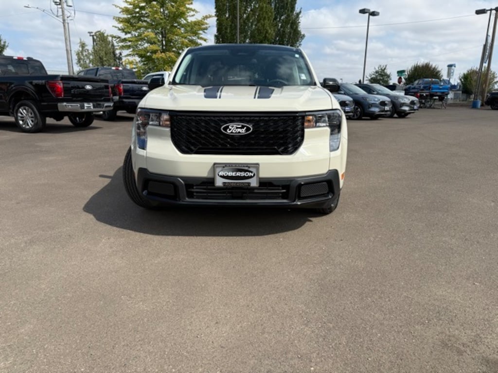 New 2025 Ford Maverick XLT Truck