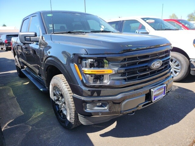 2025 Ford F-150 XLT photo 2