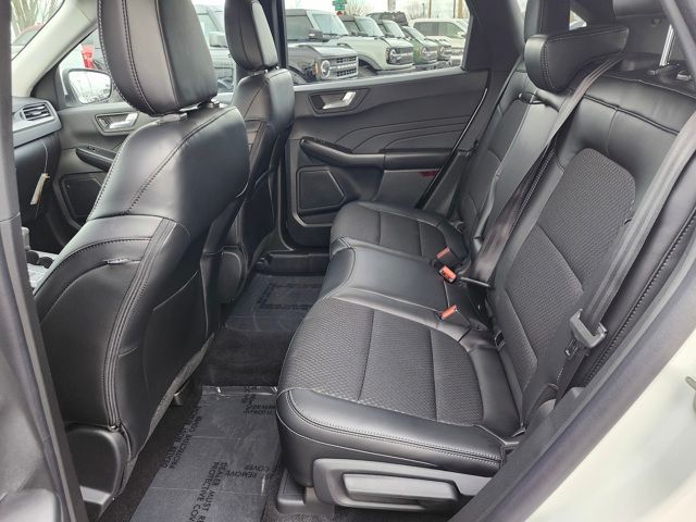 2025 Ford Escape Plug-in hybrid PHEV - Photo 18