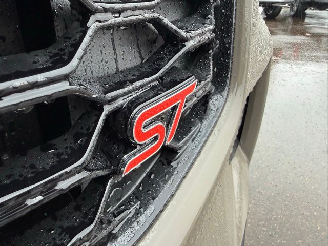 2026 Ford Explorer ST - Photo 11