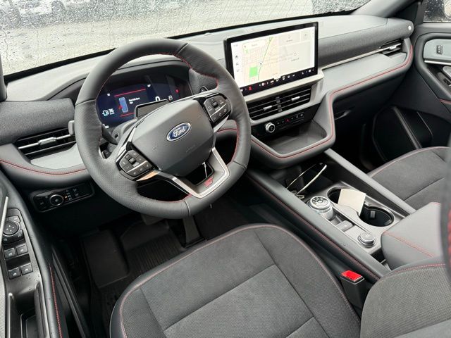 2026 Ford Explorer ST - Photo 15
