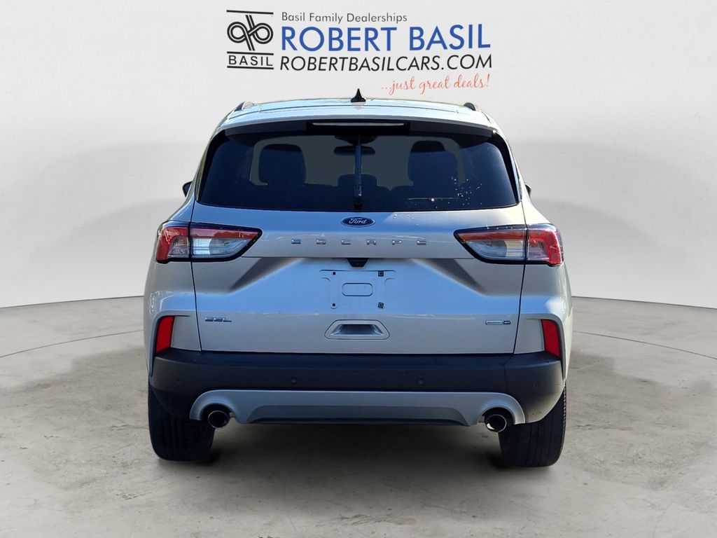 2020 Ford Escape SEL photo 4