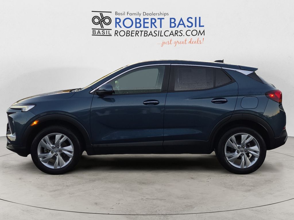 2024 Buick Encore GX Preferred photo 2