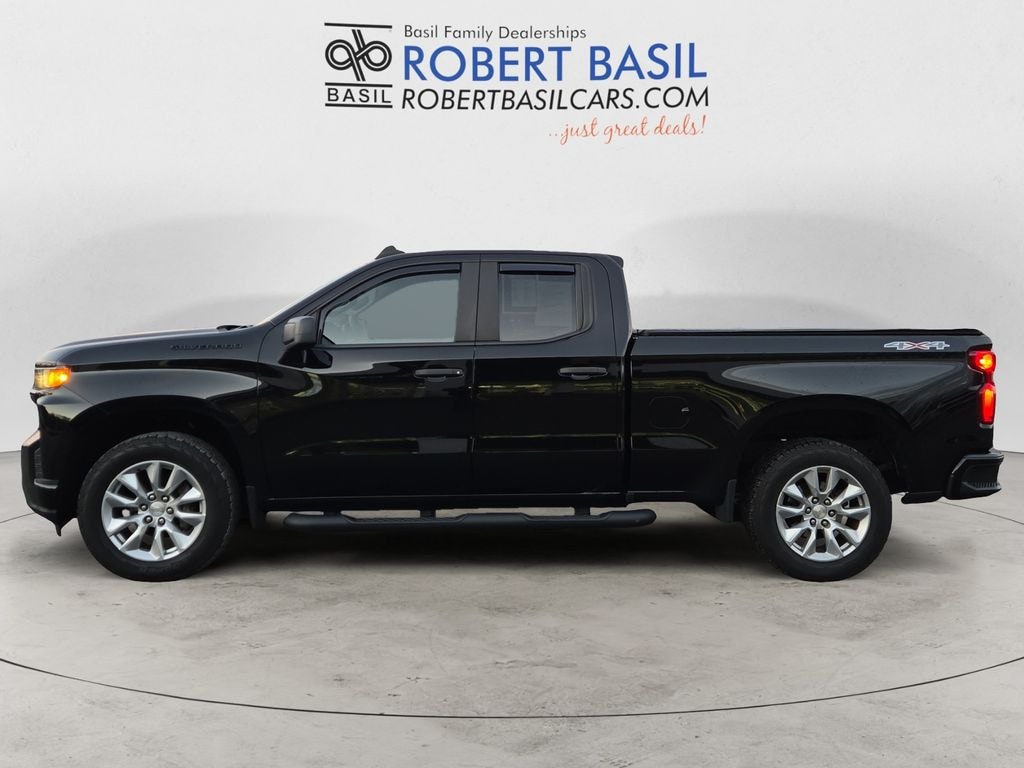 Used 2020 Chevrolet Silverado 1500 Custom Truck