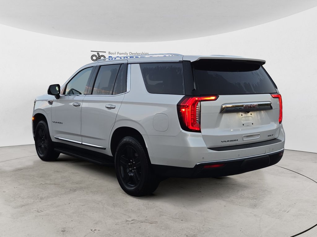 2022 Gmc Yukon SLT photo 3
