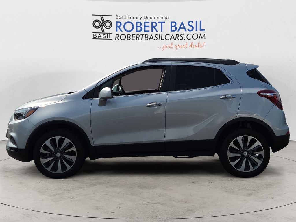 2022 Buick Encore Preferred photo 2