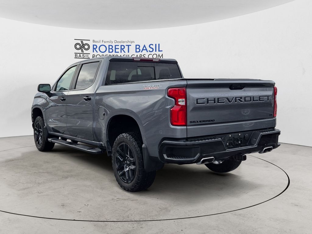 2022 Chevrolet Silverado 1500 LT Trail Boss photo 3