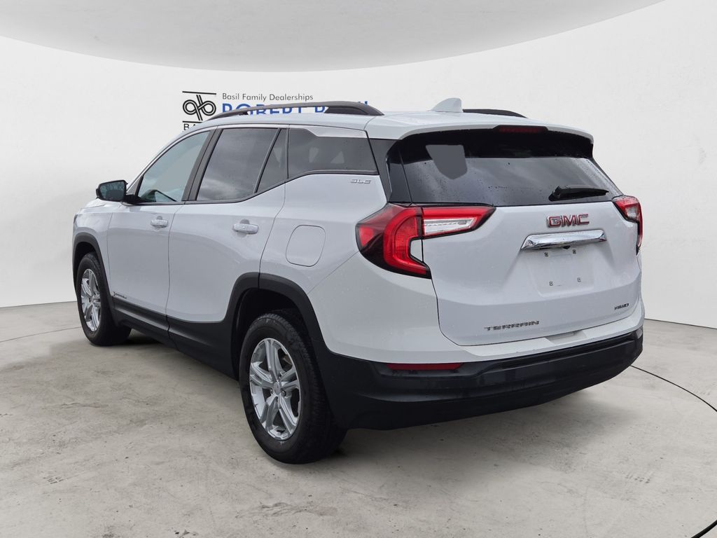 2022 Gmc Terrain SLE photo 2