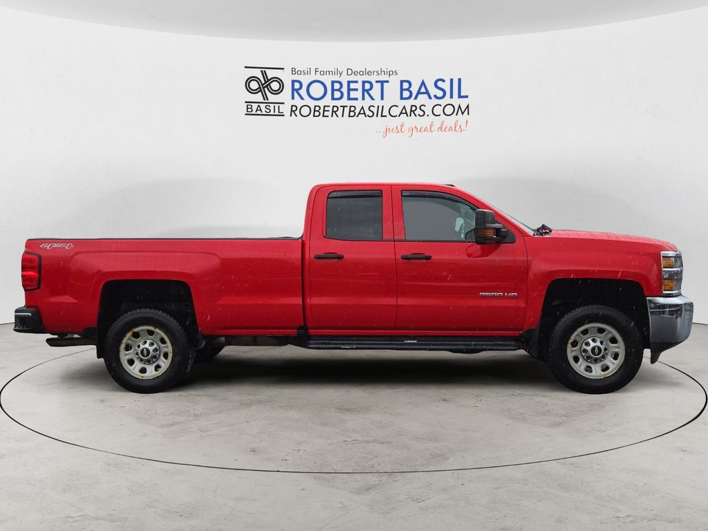 2017 Chevrolet Silverado 3500HD Work Truck photo 3