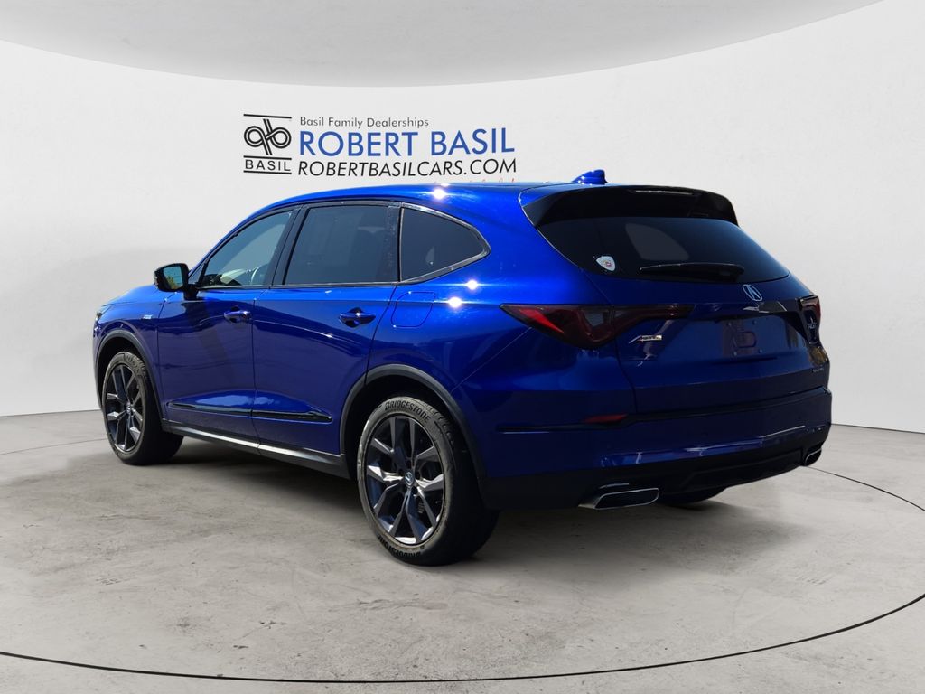 2022 Acura MDX A-Spec photo 3