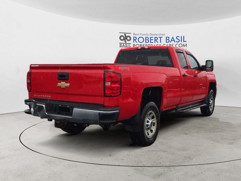2017 Chevrolet Silverado 3500HD Work Truck photo 2