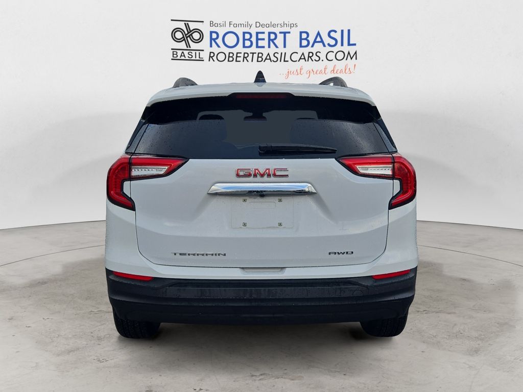 2022 Gmc Terrain SLE photo 3