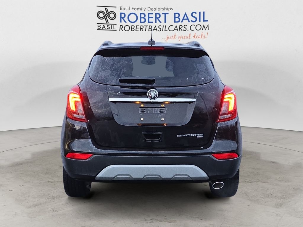 Used 2022 Buick Encore Preferred SUV