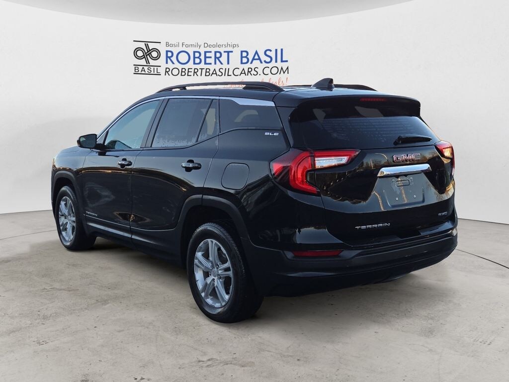 Used 2022 GMC Terrain SLE SUV