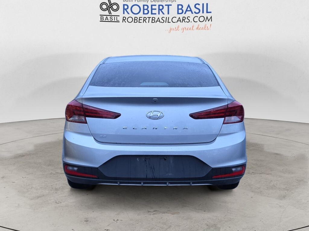 Used 2020 Hyundai Elantra SE Sedan