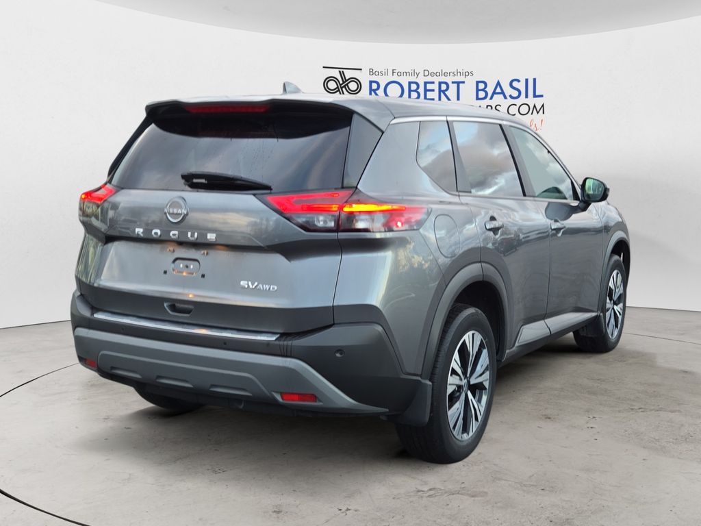 2023 Nissan Rogue SV photo 4