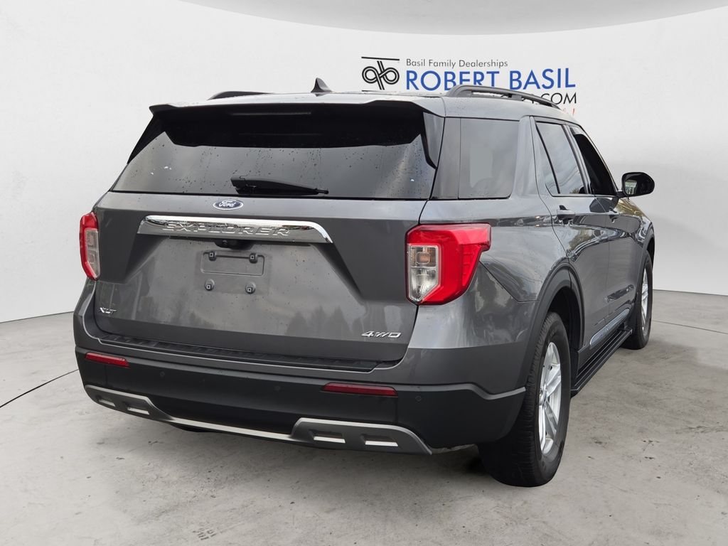 2022 Ford Explorer XLT photo 4