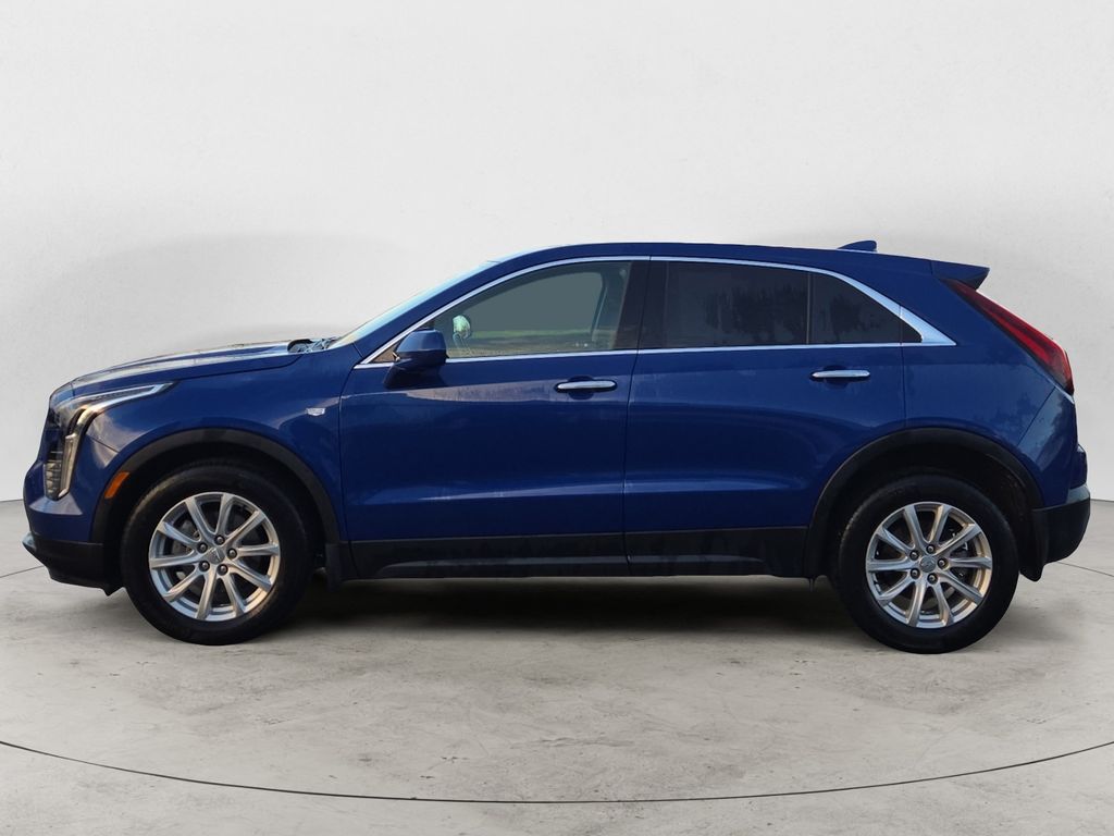 2021 Cadillac XT4 Luxury photo 2
