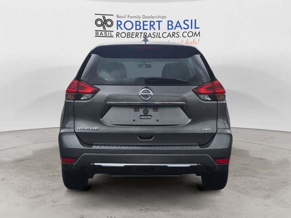 Used 2018 Nissan Rogue S SUV